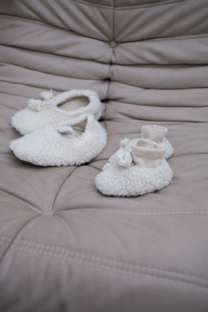 “Mama & Me” Woolen Teddy Slipper Gift Set-0